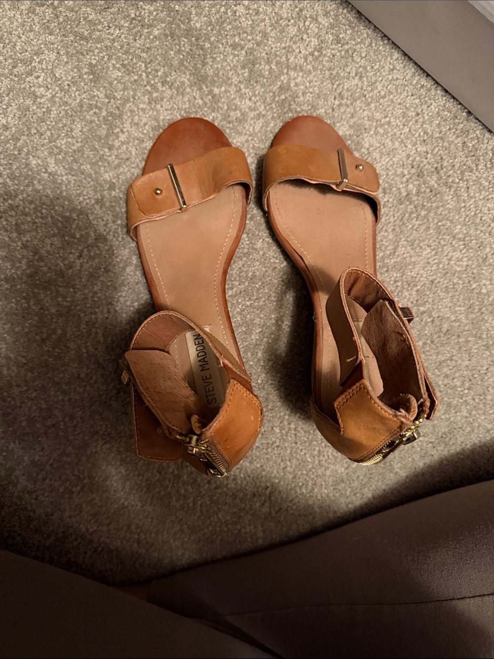 Steve Madden Tan Leather Open-Toe Ankle Strap Sandals